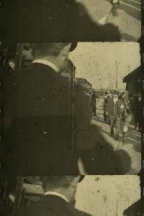 Arrival of a train at Asnières station